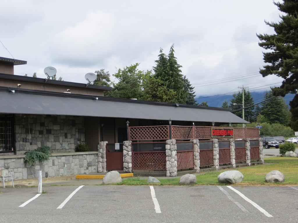 Ocean Marina Hotel Port Alberni Exterior foto